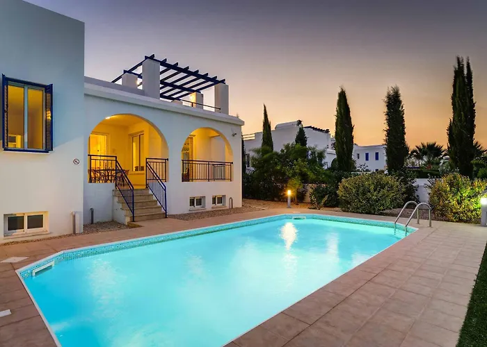 וילה Latchi נאו חוריו